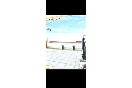 Exklusive Wohnung mit großer Dachterrasse mitten in Sindelfingen