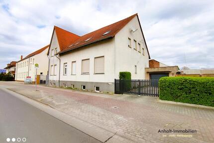 Gemütliche 2-Raumwohnung - 250,00&nbsp;EUR Kaltmiete, ca.&nbsp; 45,00&nbsp;m&sup2; in Raguhn-Jeßnitz (PLZ: 06779)