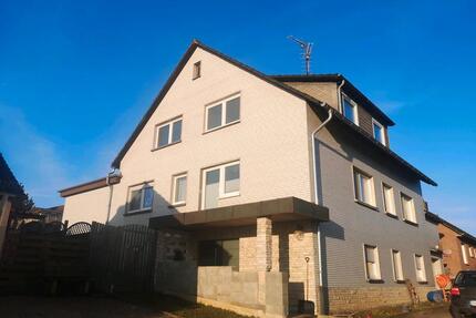 3 geschosiges Haus - 450.000,00&nbsp;EUR Kaufpreis, ca.&nbsp; 240,00&nbsp;m&sup2; in Korbach (PLZ: 34497)