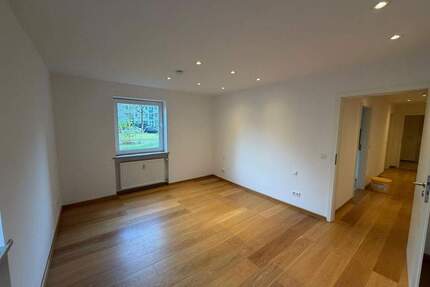 Moderne 3-Zimmer-Wohnung mit offenem Wohnkonzept in Sendling - 81 m² Wohnfläche + 40 m² UG - München Sendling-Westpark