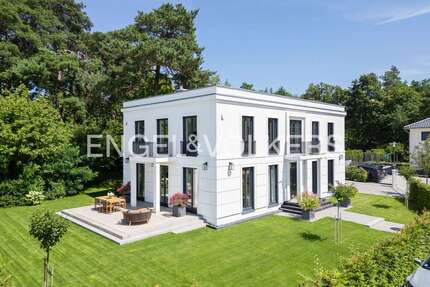 Haus zum Kaufen in Potsdam 1.790.000,00 € 276 m²