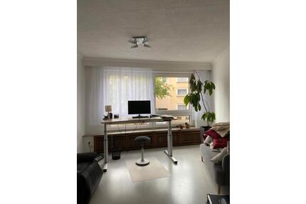 Zentrale 4-Zimmer-Wohnung inkl. Balkon und EBK zu Miete - Hildesheim