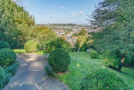 Haus zum Kaufen in Stuttgart 2.490.000,00 € 270 m²