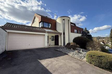 Großzügiges Einfamilienhaus in guter und ruhiger Lage von Dudweiler - Saarbrücken / Dudweiler