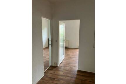 Charmante Zweiraumwohnung mit offener Küche und Balkon - Cottbus Sandow