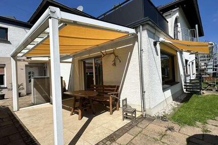 2-Zimmerwohnung in Wallefeld - 1.000,00&nbsp;EUR Kaltmiete, ca.&nbsp; 105,00&nbsp;m&sup2; in Engelskirchen (PLZ: 51766)