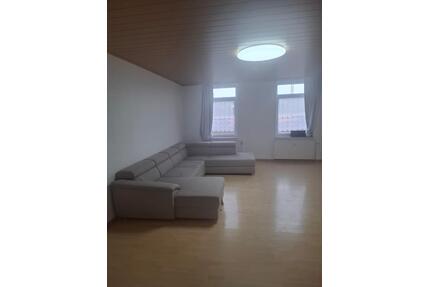 Großzügige 4-Zimmer-Wohnung mit Garten und Parkplatz in Bebra