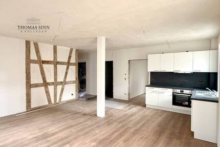 Charmante 3,5-Zimmer Hochparterre-Wohnung mit Terrasse & Fachwerkflair im kernsanierten Denkmal - Forchtenberg / Sindringen