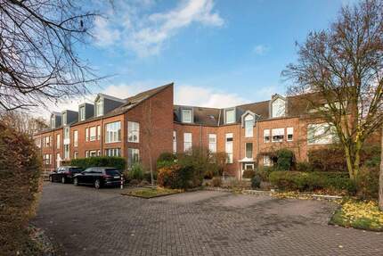 Familientraum in Kaiserswerth: 4 Zimmer-Wohnung mit idyllischem Garten - Düsseldorf