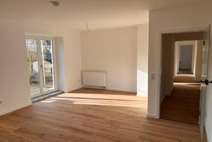 Traumhaft helle 4-Raum-Wohnung – hochwertig saniert mit Terrasse - Grimma