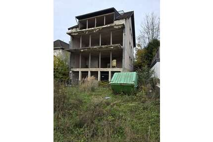 Haus zum Kaufen in Lindlar 199.000,00 € 399 m²