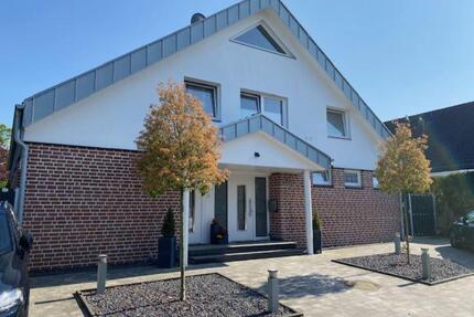 Attraktives Mehrgenerationenhaus - Familie, Arbeit od. Vermietung - Hünxe
