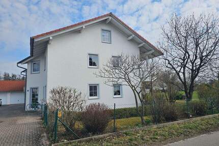 wunderschöne Doppelhaushälfte in ruhiger Lage - Burghausen