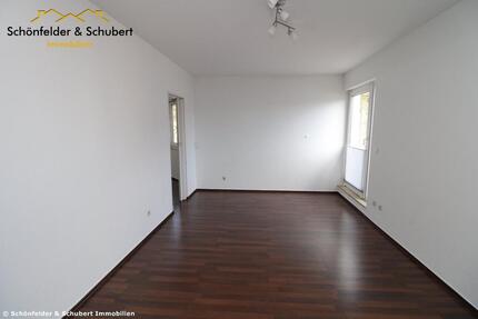 Sehr helle, gut aufgeteilte 2,5 Raum-Wohnung mit Balkon und Einbauküche - Witten