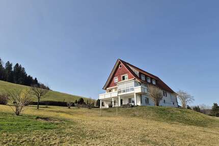 Haus zum Kaufen in Baiersbronn 549.000,00 € 221 m²