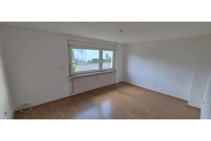 2 ZKB DG-Wohnung in Völklingen zu vermieten