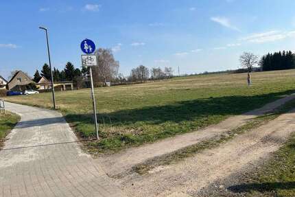 Grundstück zu verkaufen in Luckau - Uckro 56.500,00 € 879 m²