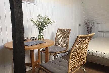 Kuschelige Dachgeschoß-Ferienwohnung mitten auf Fehmarn