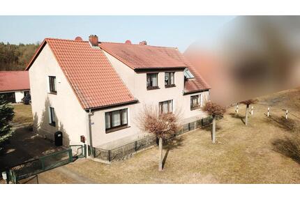 Großes Wohnhaus mit 2 Wohnungen, viel Platz & 5.880 m² Grundstück - Ruhner Berge