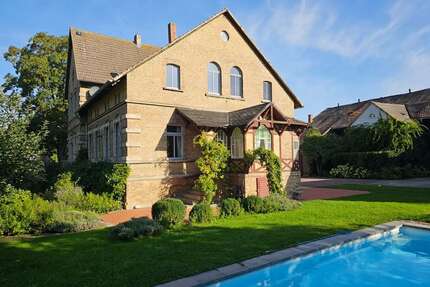 Haus zum Kaufen in Steuden 595.000,00 € 345 m²