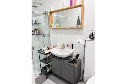 Exklusive 3-Zimmer DG-Wohnung mit Balkon im Schaafheimer Zentrum!