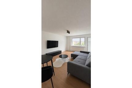 Attraktive 3-Zimmer-Wohnung mit Balkon und Aufzug - Kiel Neumühlen-Dietrichsdorf