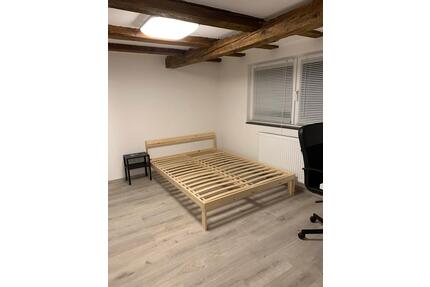 Zimmer in 6‘er WG - 300,00&nbsp;EUR Kaltmiete, ca.&nbsp; 12,00&nbsp;m&sup2; in Furtwangen im Schwarzwald (PLZ: 78120)