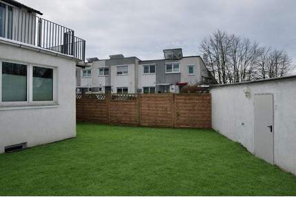 Wohnen im Grünen: Gepflegtes Reihenendhaus in bester Lage von Wendeburg