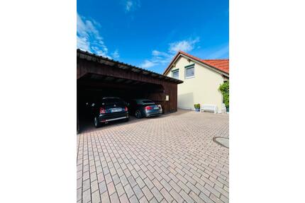 Ihr Zuhause in Landau: Gemütliches Haus mit schönem Garten - Landau an der Isar