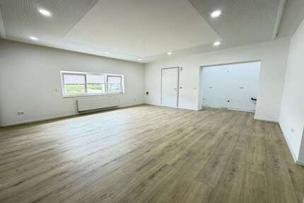 Wohnung zum Kaufen in Lauenförde 195.000,00 € 92 m²