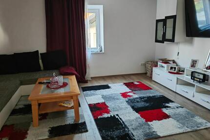 Großzügige 4-Zi.-Wohnung (145 m²) mit EBK und Balkon – Haustiere - Roßbach