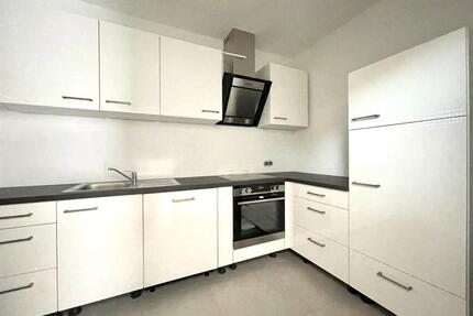 Atriumhaus mit großzügiger Dachterrasse in Wiesbaden Nordenstadt