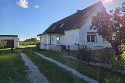 Großes Einfamilienhaus auf schönem Grundstück - freier Blick in die Natur - Völschow Jagetzow
