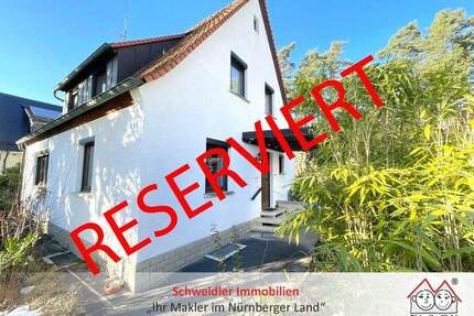 Begehrte Bestlage in Behringersdorf: Einfamilienhaus mit großem Grundstück und direktem Waldzugang - Schwaig