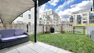 PRIVATER GARTEN MODERNER WOHNKOMFORT - Berlin-Biesdorf