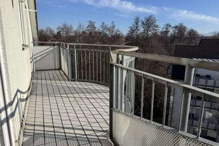 Wohnung zum Kaufen in Kirchheim 299.500,00 € 84 m²