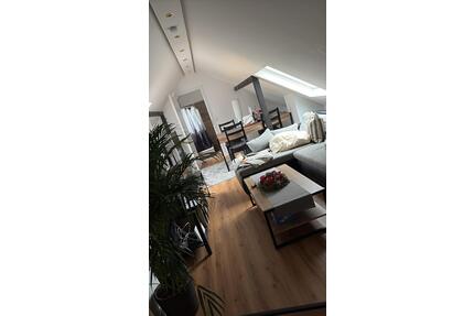 Dachgeschoss Wohnung - 1.000,00&nbsp;EUR Kaltmiete, ca.&nbsp; 72,00&nbsp;m&sup2; in Koblenz (PLZ: 56072) Bisholder