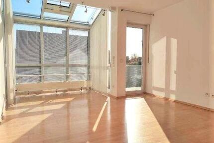 Ulm-Gögglingen: 2-Zimmer Whg. mit Balkon, EBK & Garage