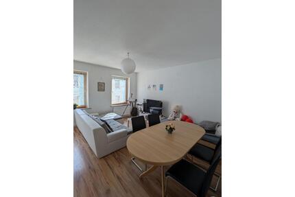 Liebevoll modernisierte 2-Zimmer Wohnung in zentraler Lage - Krefeld Cracau