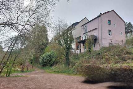 Rodalben-Pfalz! TOP Wohnhaus, kernsaniert und renoviert, mit Balkon, Terrasse, Garten und Garage (DG + ca.40 m² Wfl möglich)