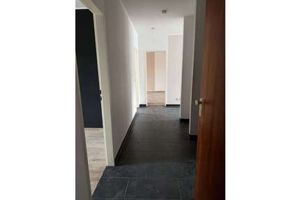 Wohnung zum Mieten in Leverkusen 910,00 € 91 m²