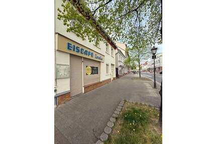 Haus zum Kaufen in Zwenkau 199.900,00 € 312.46 m²