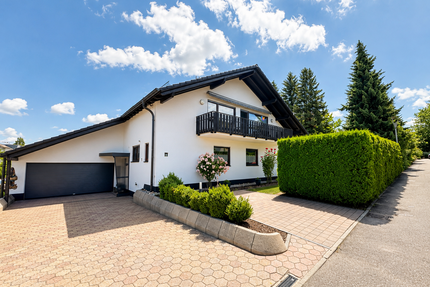 Haus zum Kaufen in Pforzheim 799.000,00 € 256 m²