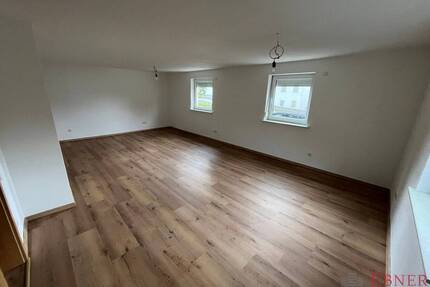 Neu sanierte 4-Zimmer-Wohnung am Stadtrand von Viechtach