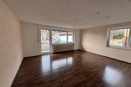 Vermiete schöne 3,5 Zimmerwohnung in 72250 Freudenstadt