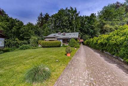 Haus zum Kaufen in Holzkirchen 1.475.000,00 € 193 m²