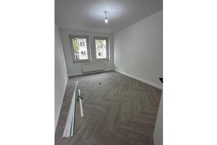 Kernsaniertes, Neues WG Zimmer direkt im Zentrum - Hildesheim Himmelsthür