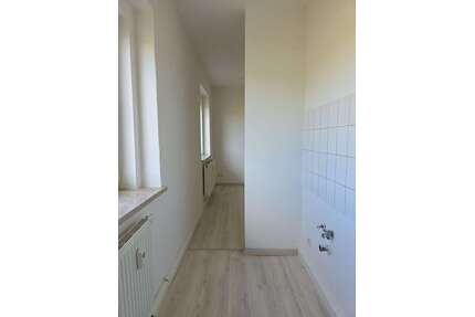 Wohnung zum Mieten in Glauchau 185,10 € 37.02 m²