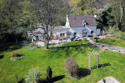 Grundstück zu verkaufen in Leichlingen 1.100.000,00 € 2489 m²