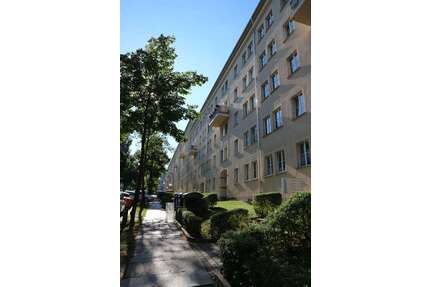Wohnung zum Kaufen in Chemnitz 89.900,00 € 59.44 m²